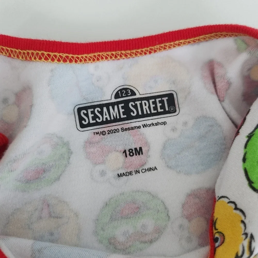 Sesame‎ Street size 18M Character Print Baby Bodysuit Elmo Cookie Monster